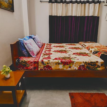 Gayatri Homestay Dibrugarh Buitenkant foto